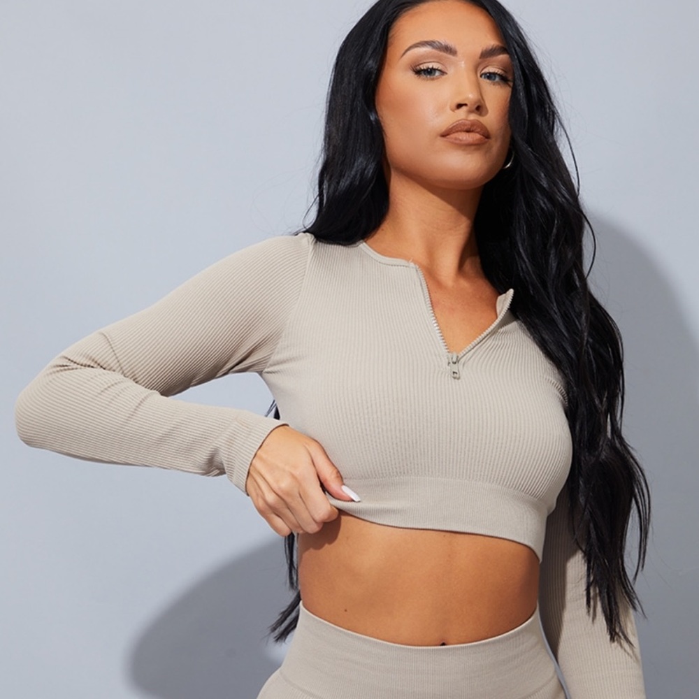 Prettylittlething Set - image 1
